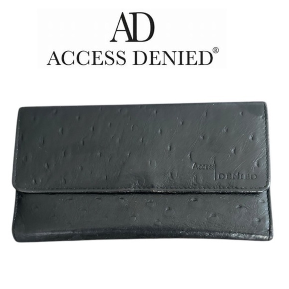 Women’s Black Genuine Leather Tri-Fold Wallet 4” X 7”